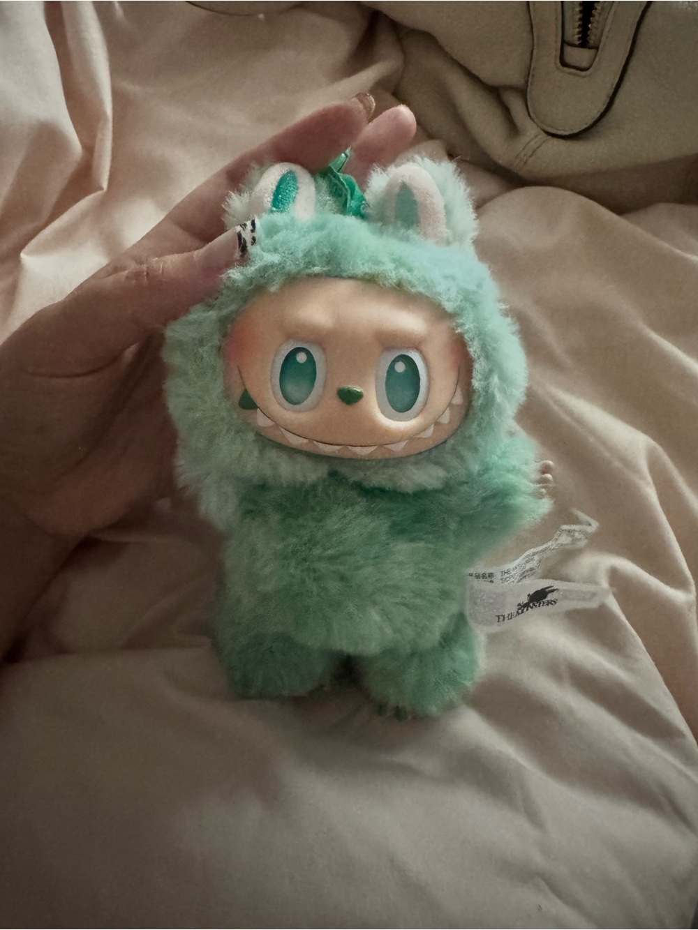 Plush Mint Green Character Key & Card Holder - Cute Furry Accessory